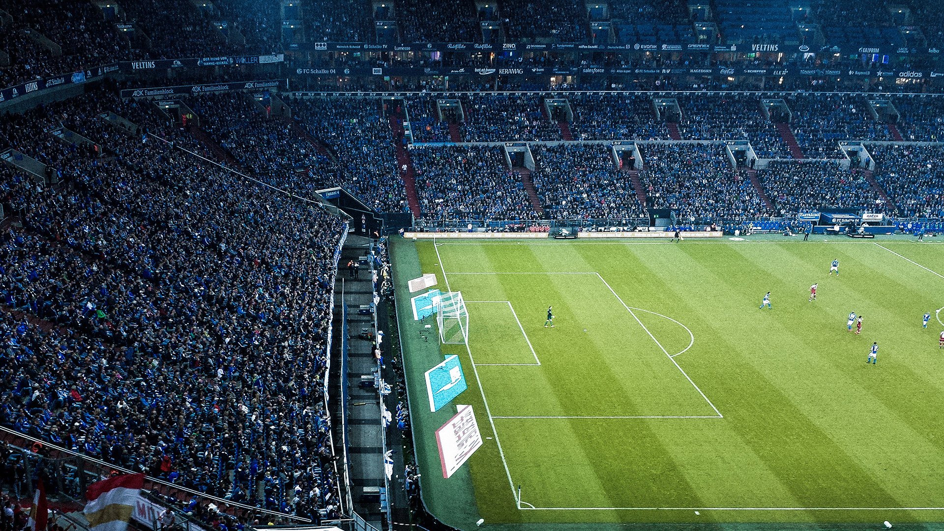 五大联赛主力中锋是否更依赖中场直塞输送，五大联赛前锋抢断