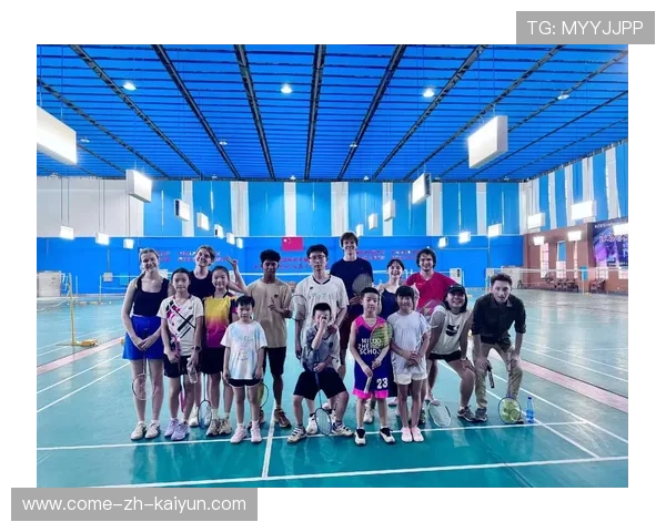 比利时羽毛球选手在比赛中展现出顽强拼搏精神，比利时体育强项